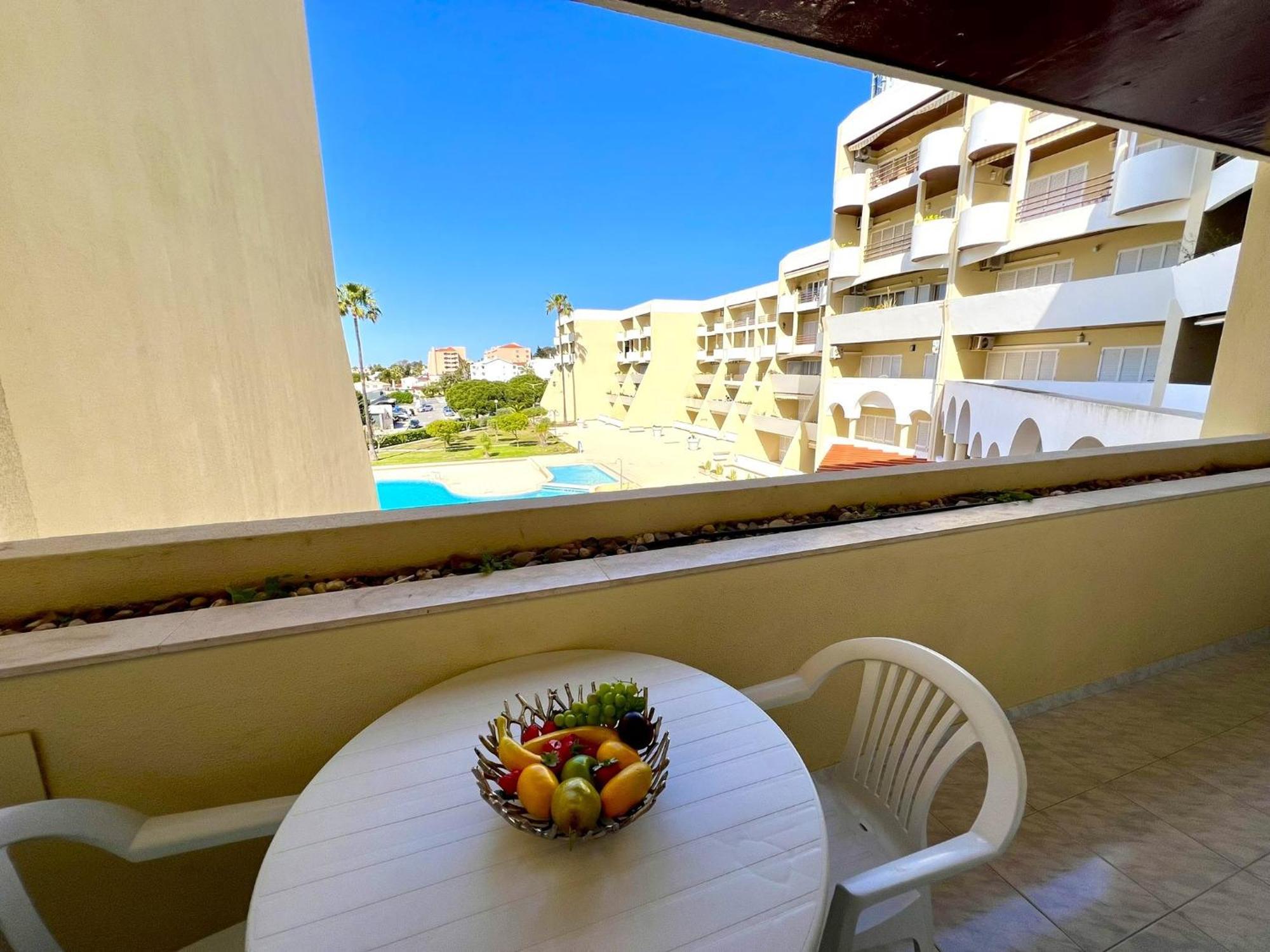 Albufeira Concept 2 With Pool By Homing Lejlighed Gale  Eksteriør billede
