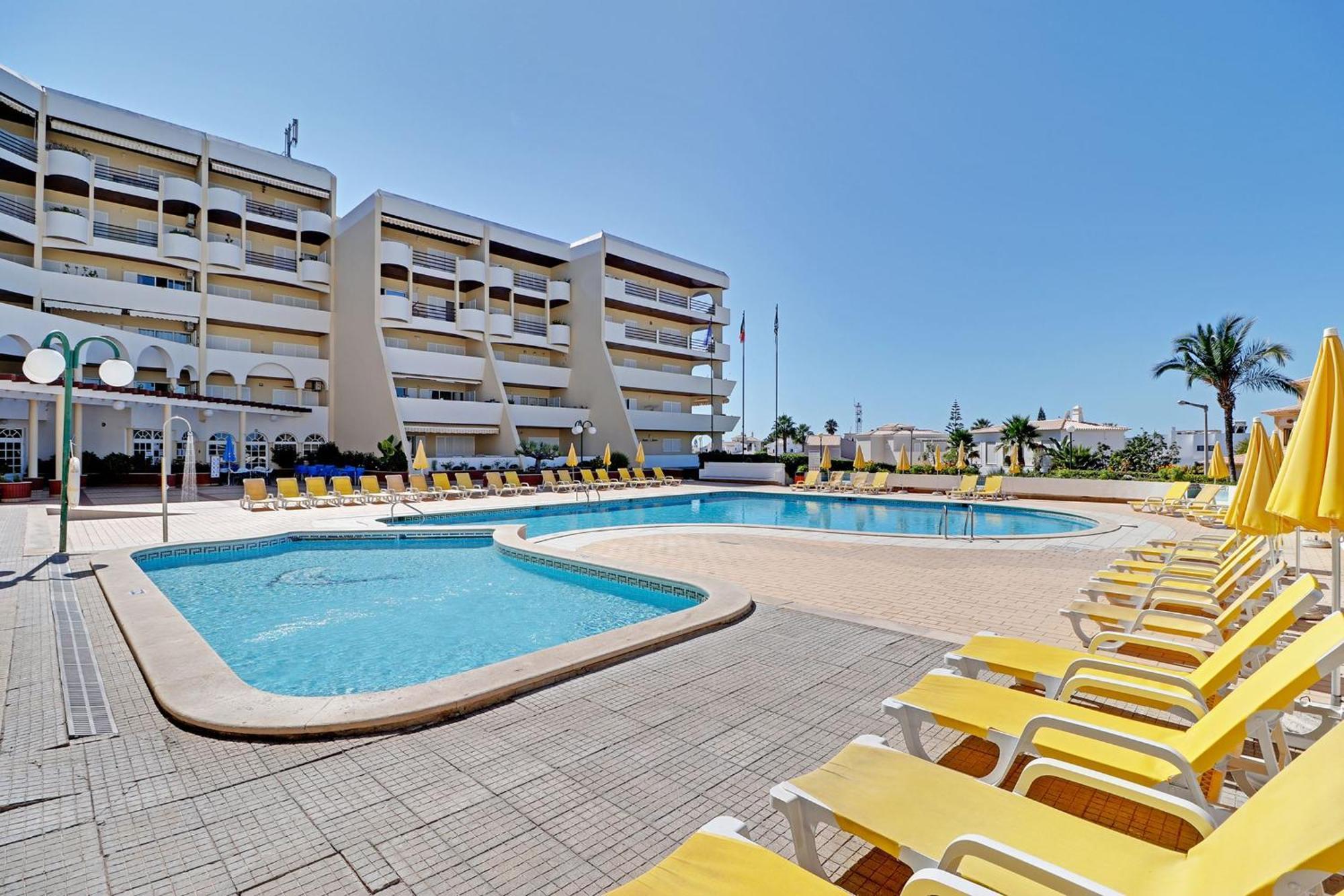 Albufeira Concept 2 With Pool By Homing Lejlighed Gale  Eksteriør billede
